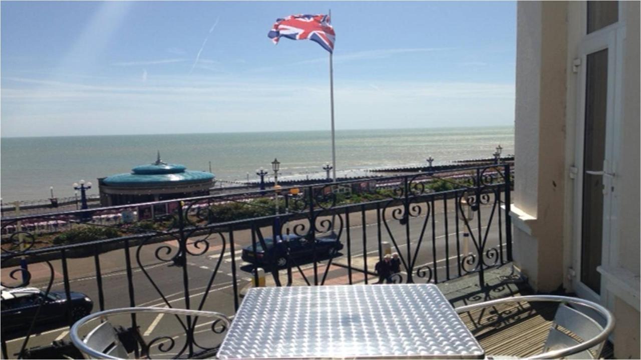 The Cumberland Hotel Eastbourne Exterior foto